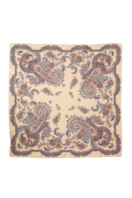 Shop ETRO  Foulard: Etro foulard in seta.
Foulard in seta con stampa Paisley e bordature unite con micro frange.
Dimensioni: 90x90cm.
Composizione: 100% Seta.
Made in Italy.. 10050 9539-0800